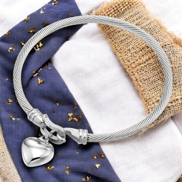 🆕️18K White Gold Plated Cable Bangle Bracelet with Heart Charm Stainless Steel - Picture 1 of 12